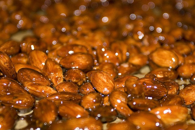 how to make almond oil